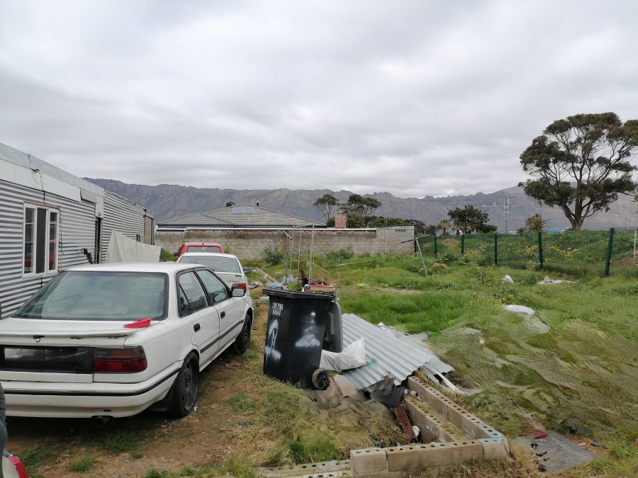 0 Bedroom Property for Sale in Gustrouw Western Cape